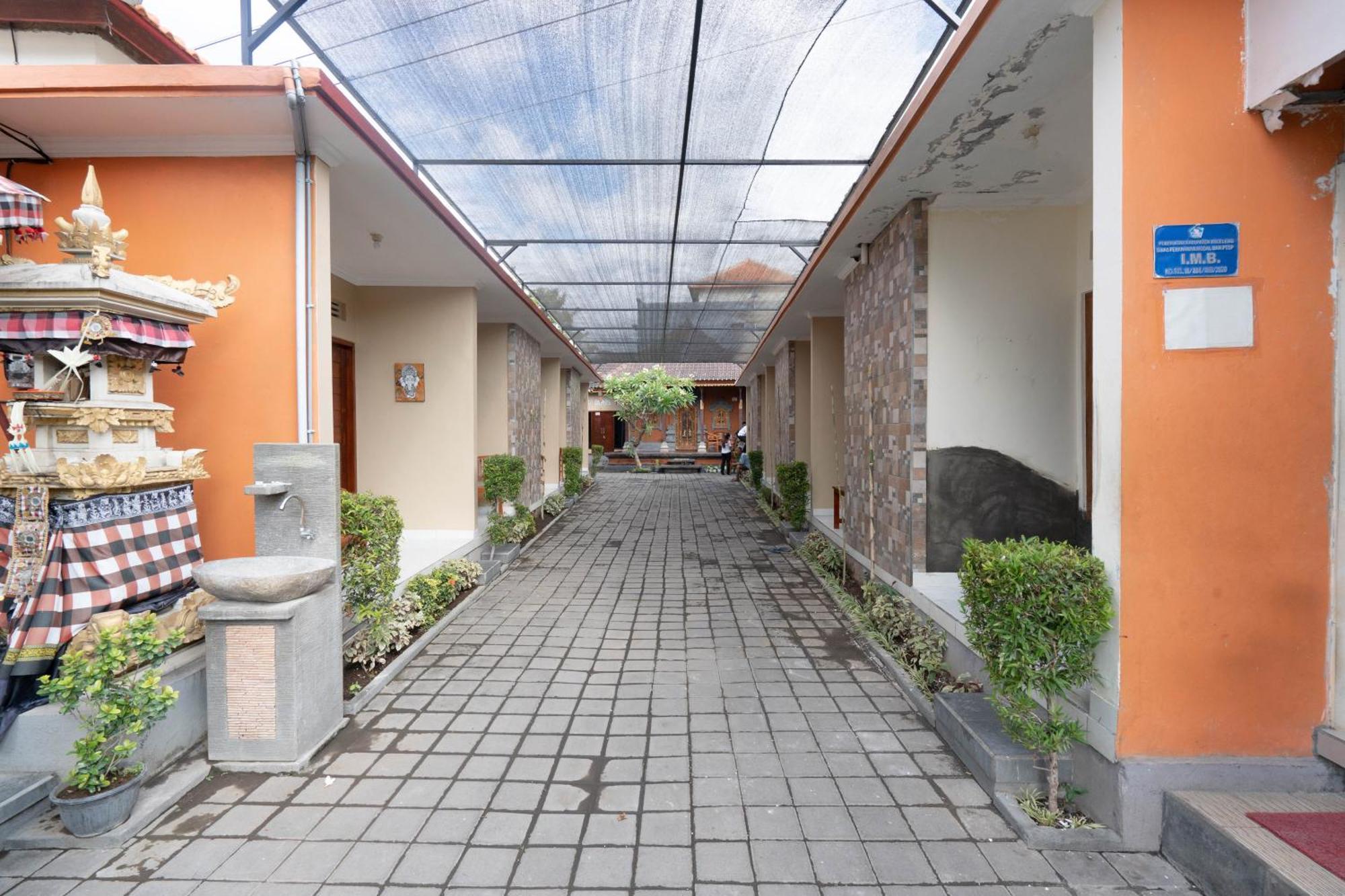 ホテル Reddoorz Near Buleleng Harbour 2 Singaraja エクステリア 写真